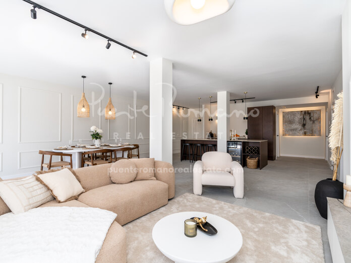 Elegant and spacious apartment with panoramic views in La Quinta