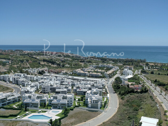 New project of apartments with an array of amenities in Selwo