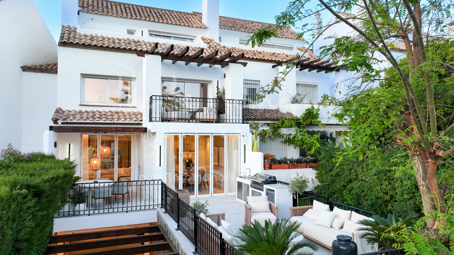 Villa adosada en Altos de Salamanca, una tranquila zona residencial en la Milla de Oro