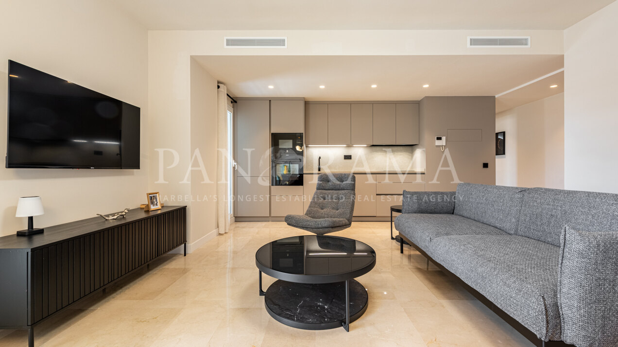 Modern appartement op een ideale locatie, op slechts een korte wandeling van het strand in San Pedro