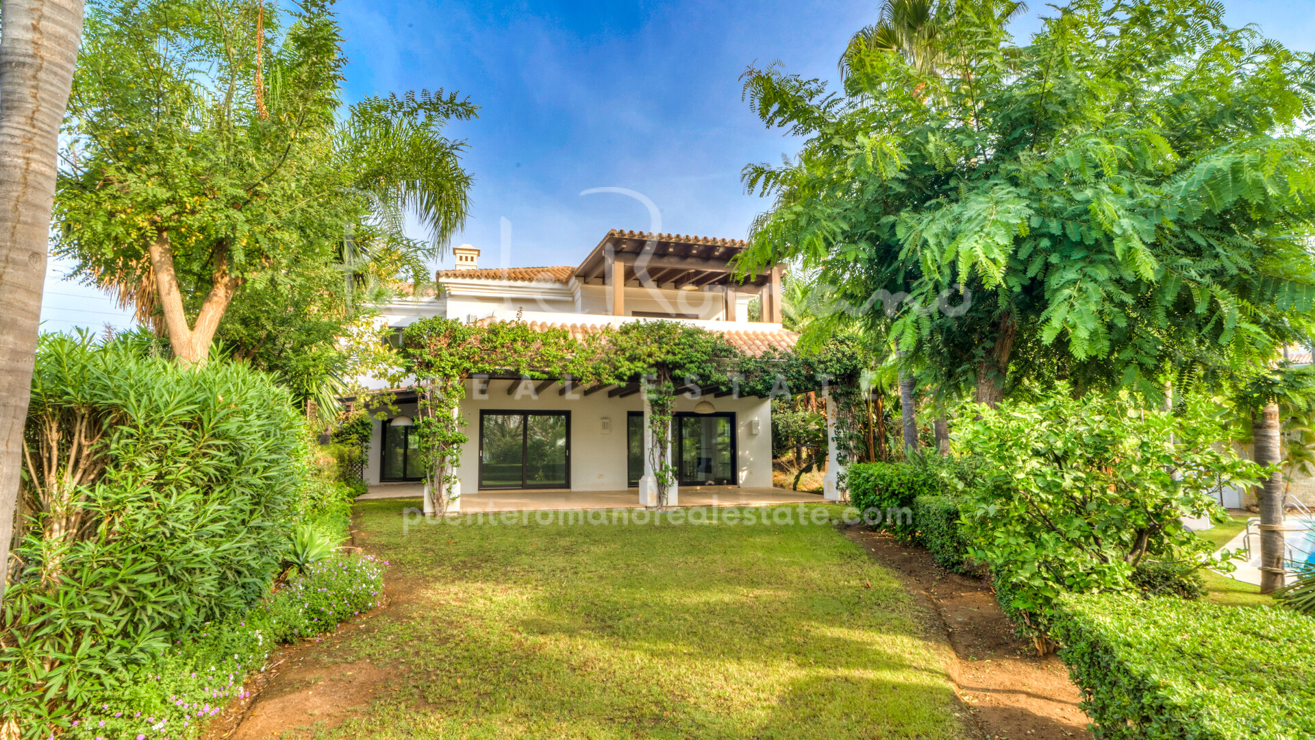 Villa en Lomas de Magna Marbella en la Milla de Oro de Marbella