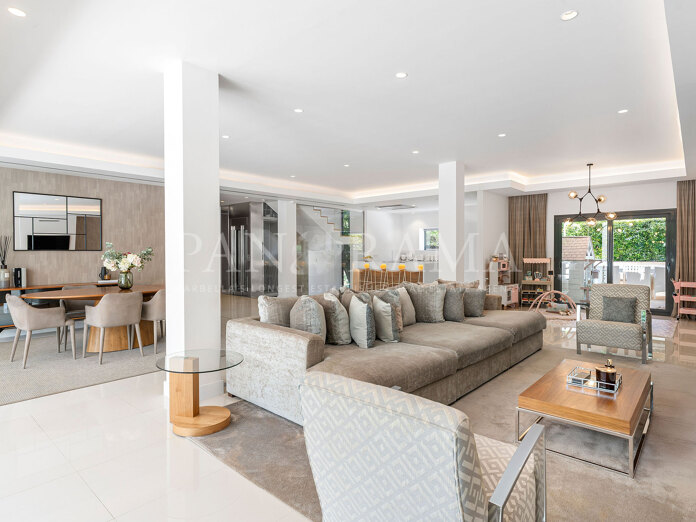 Maison familiale moderne à La Quinta, Benahavís