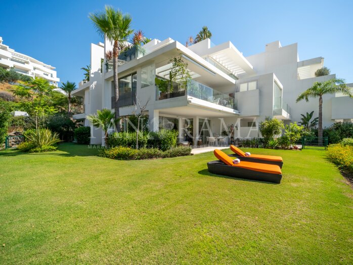 Exclusief gelijkvloers appartement met spectaculair privé-tuin in Palo Alto