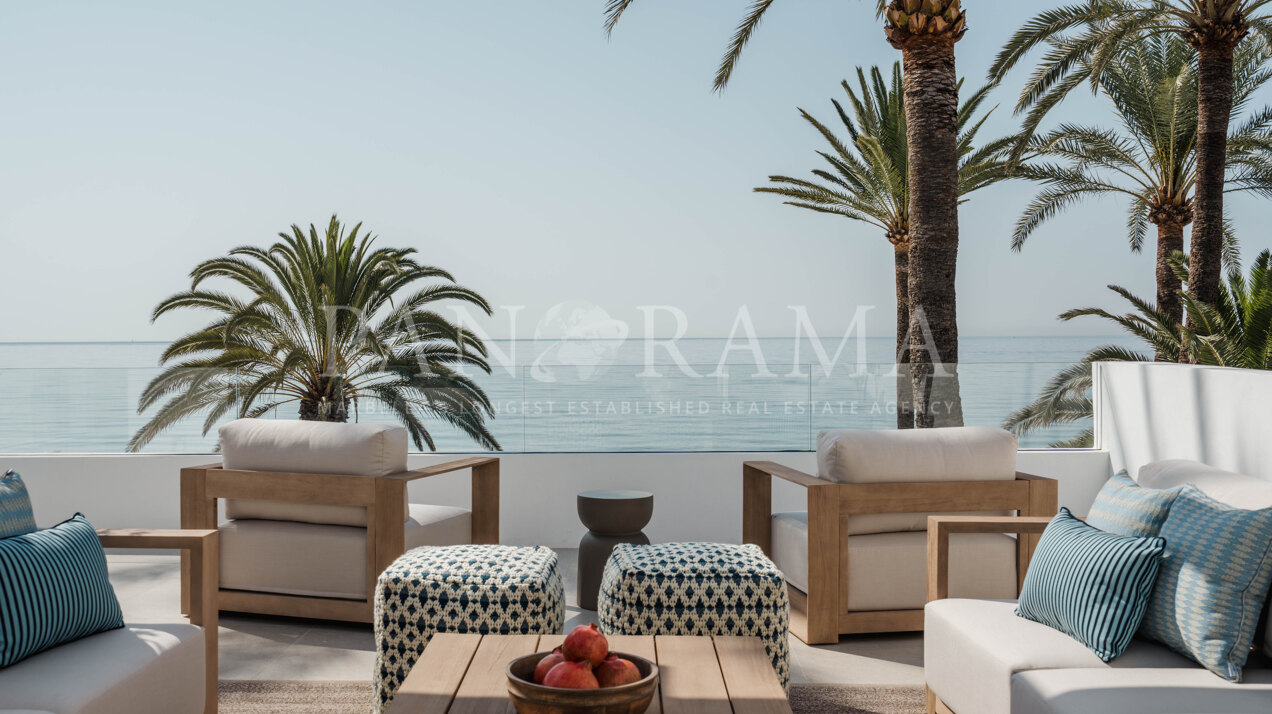 Excepcional casa pareada en Oasis Club en la Milla de Oro de Marbella
