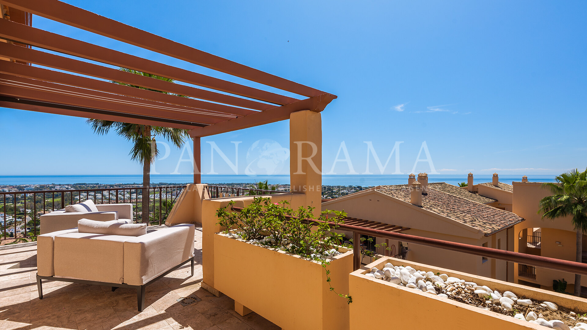 Penthouse with panoramic views in Hacienda del Señorío de Cifuentes