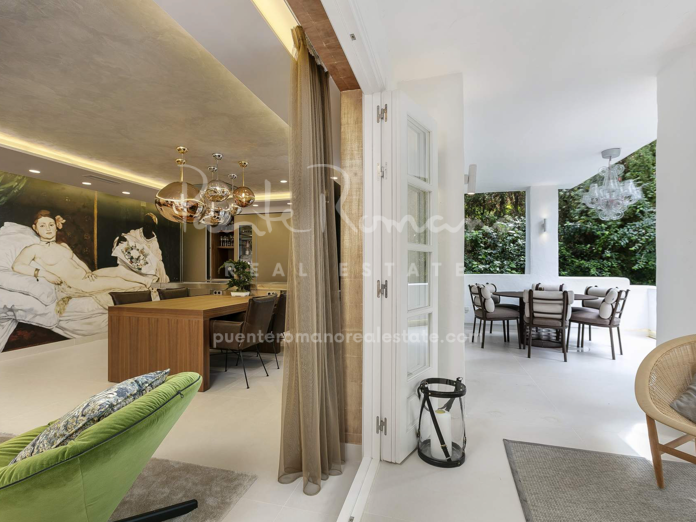 Elegante apartamento en el Resort Puente Romano a pocos pasos de la playa