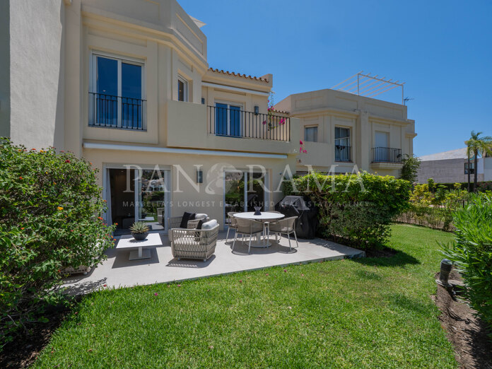 Townhouse with Scandinavian style in La Quinta Hills, Benahavís