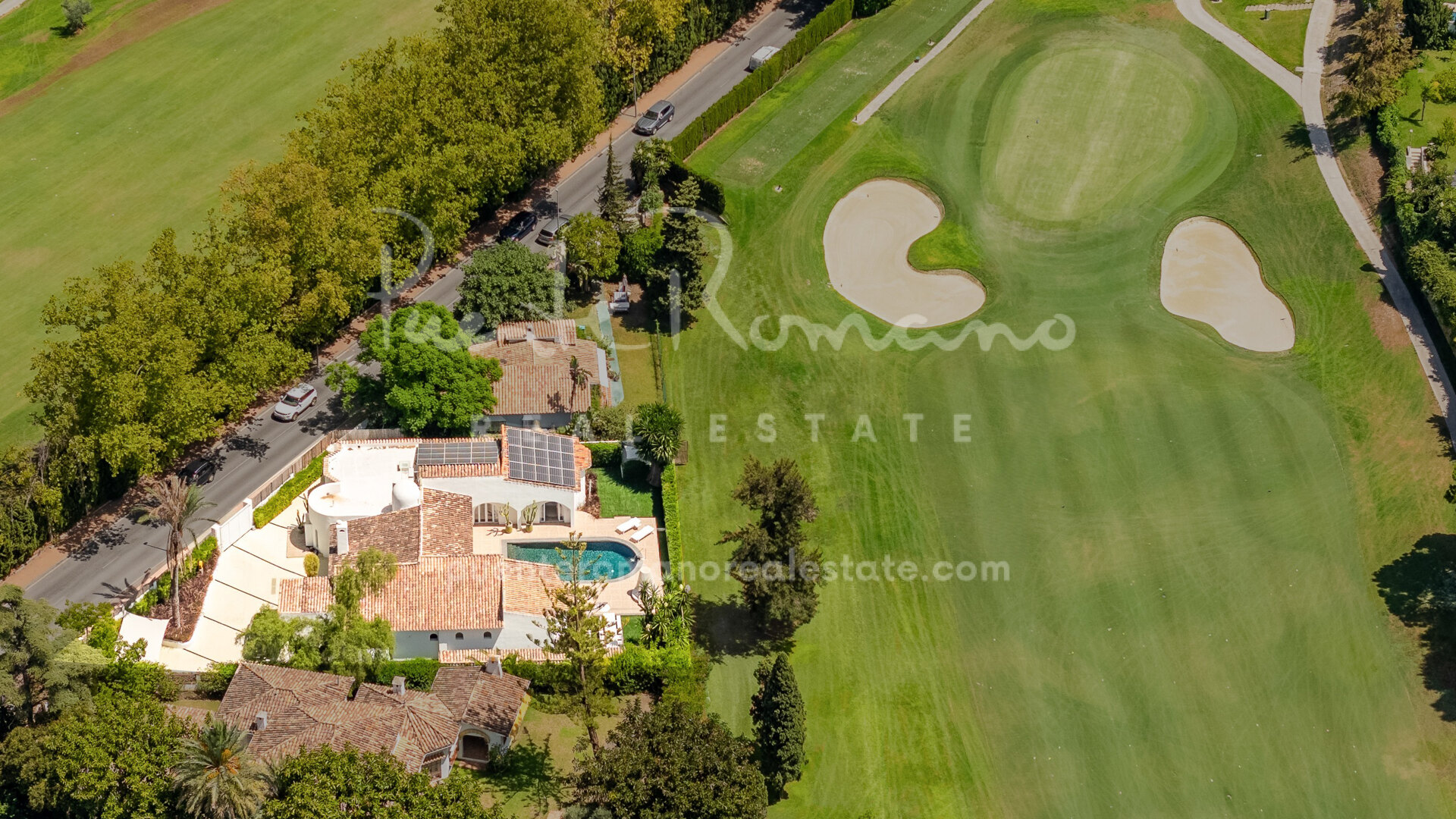 Elegant Ibiza-style villa on the frontline golf in the lower part of Guadalmina Alta