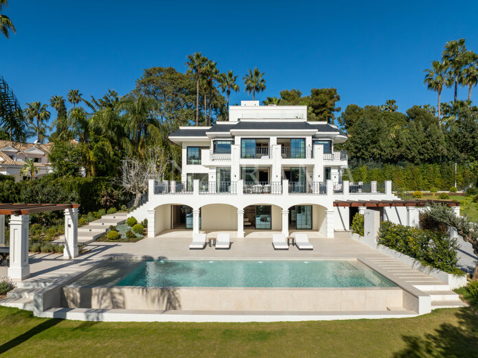 Villa Monte Blanco een buitengewoon pand in het hart van de prestigieuze Golf Valley van Nueva Andalucía