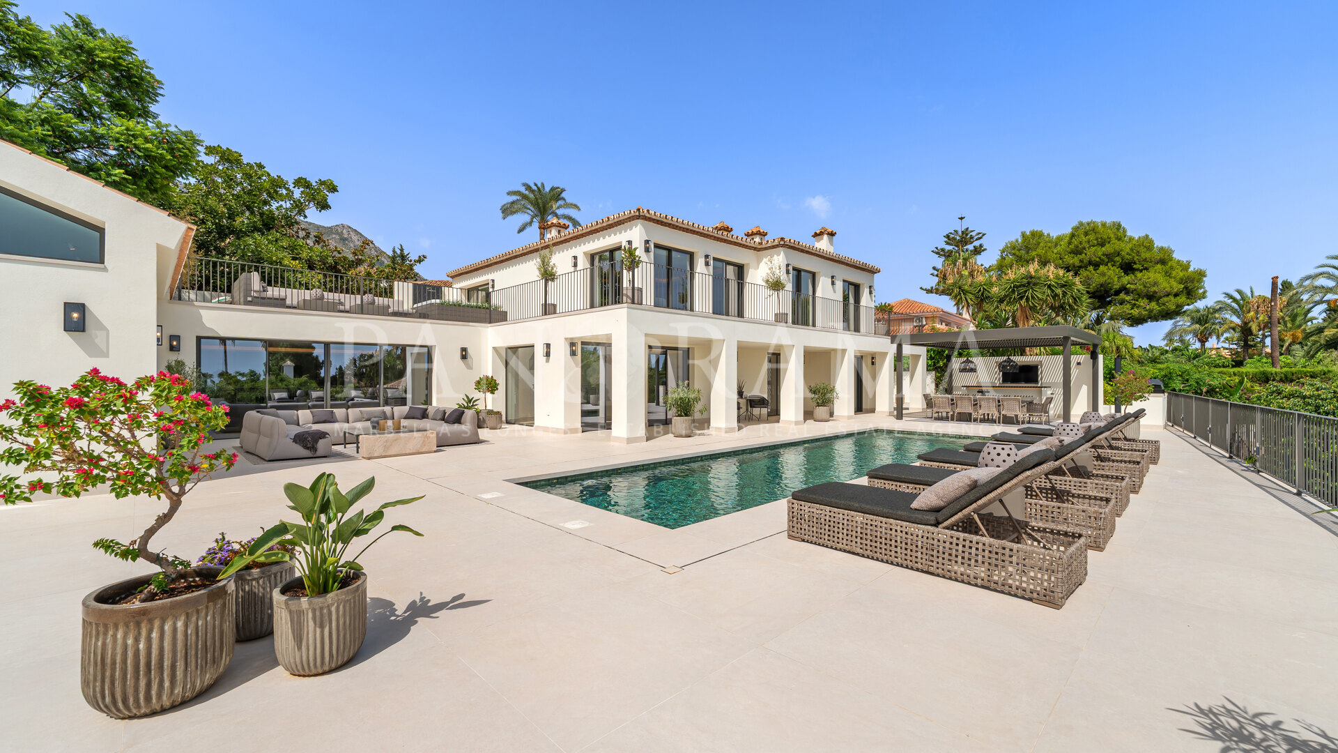 Villa Rocío – Contemporary Elegance on Marbella’s Golden Mile