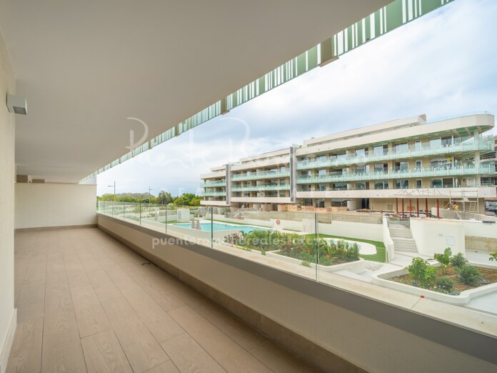 West-Facing Apartment Near the Beach in Mare, San Pedro de Alcántara