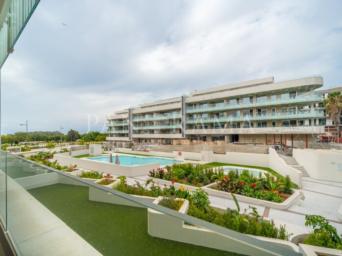 West-Facing Apartment Near the Beach in Mare, San Pedro de Alcántara
