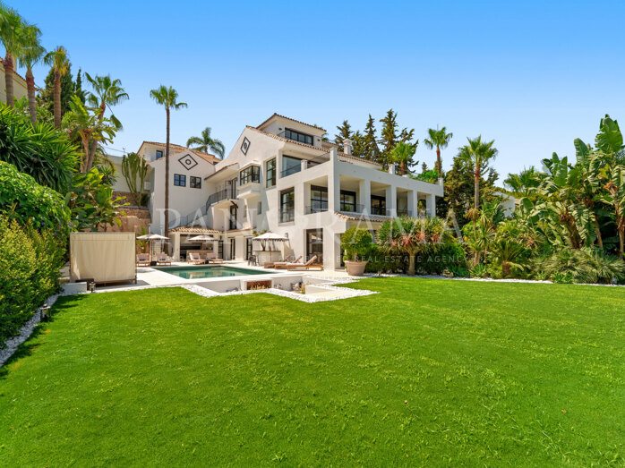 Villa Alba, een meesterwerk met zes slaapkamers in het hart van Nueva Andalucía