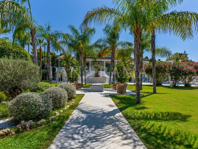 Villa te koop in Guadalmina Baja, San Pedro de Alcantara