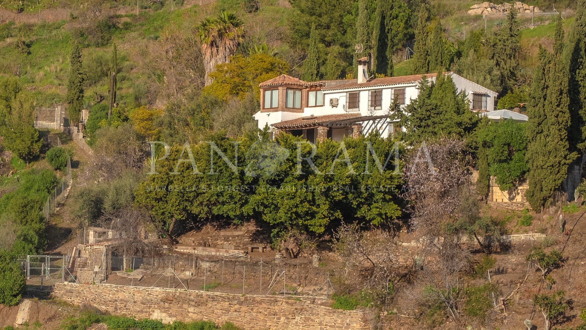 Prachtig landgoed met rustieke charme in Sayalonga
