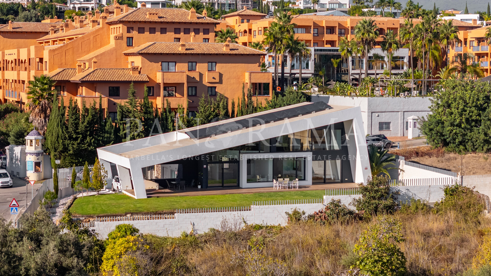 Villa contemporaine au design exclusif à Bel Air