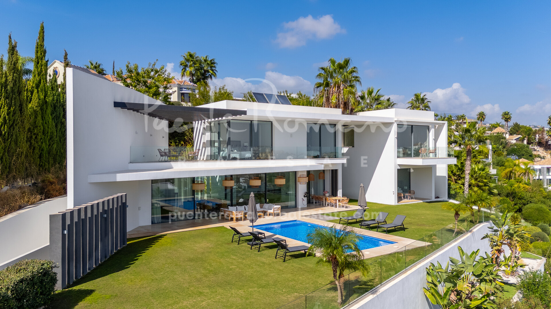 Spectacular modern 5-bedroom villa in La Alquería, Benahavís