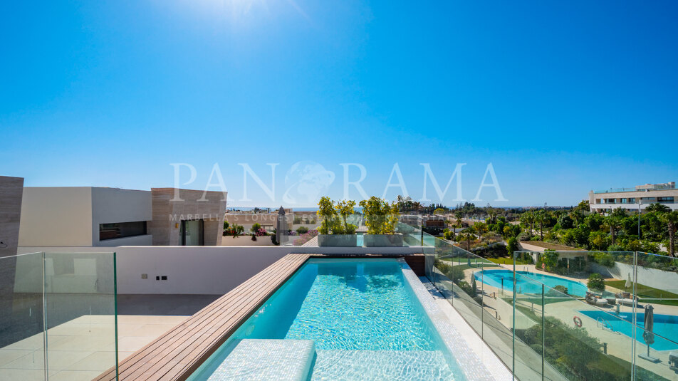 Luxuriöses Duplex-Penthouse, entworfen von Fendi Casa im Epic Marbella, Goldenen Meile