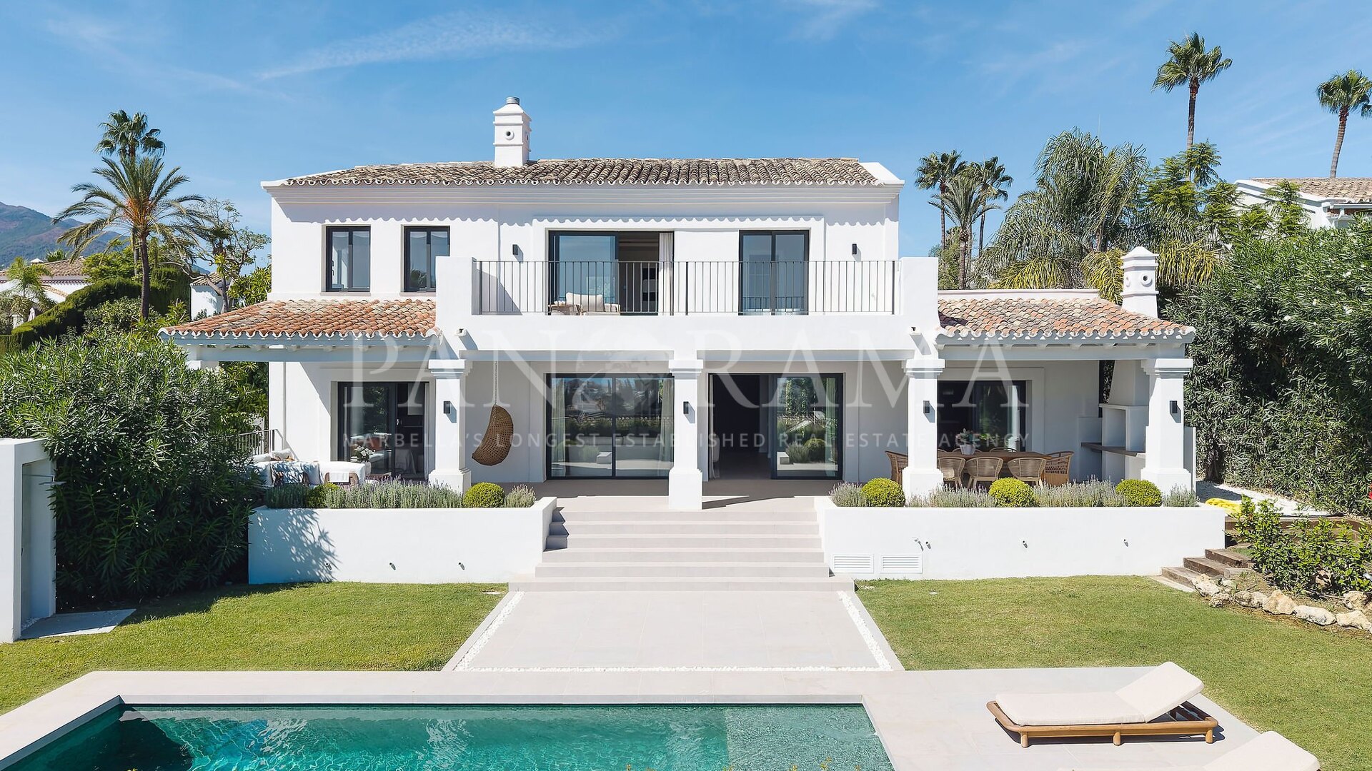 Villa à seulement quelques minutes du golf Los Naranjos, prête à emménager