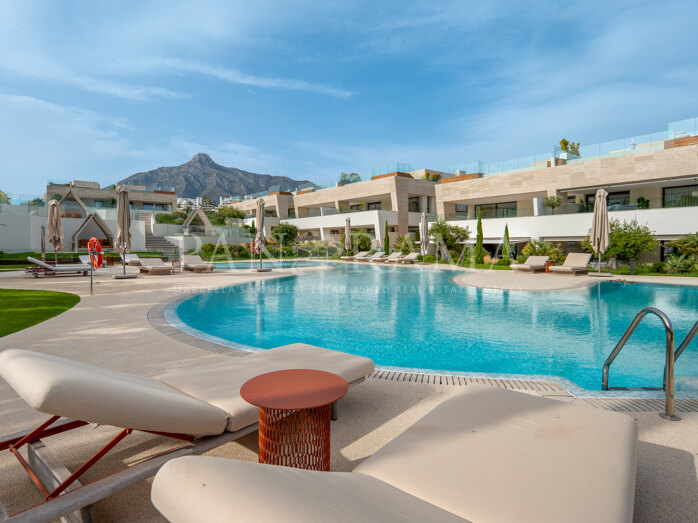 Elegant, contemporary groundfloor duplex flat in the exclusive EPIC Marbella