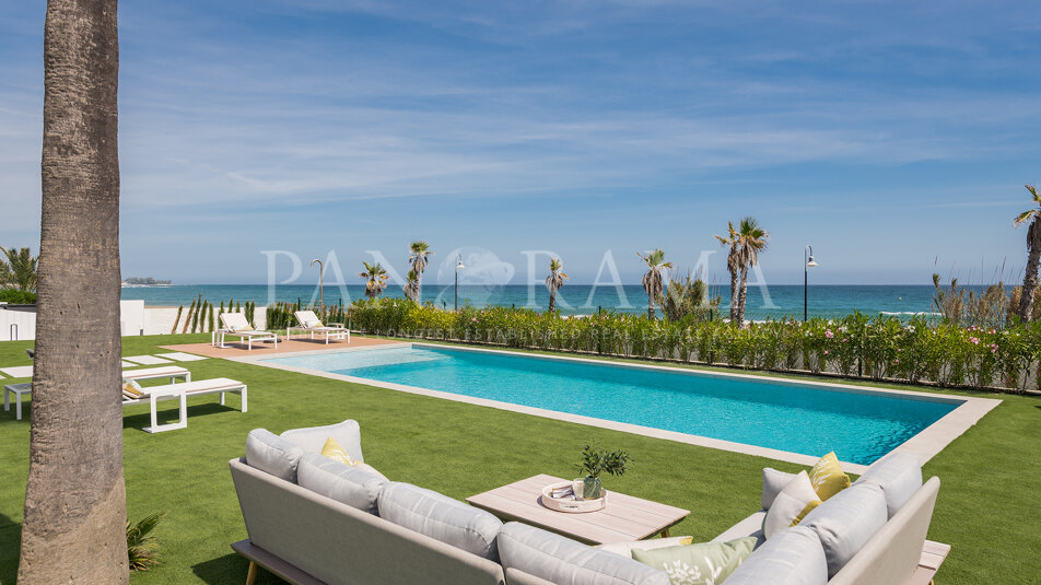 Villa Imare - Außergewöhnliche Villa direkt am Meer in Estepona Ost
