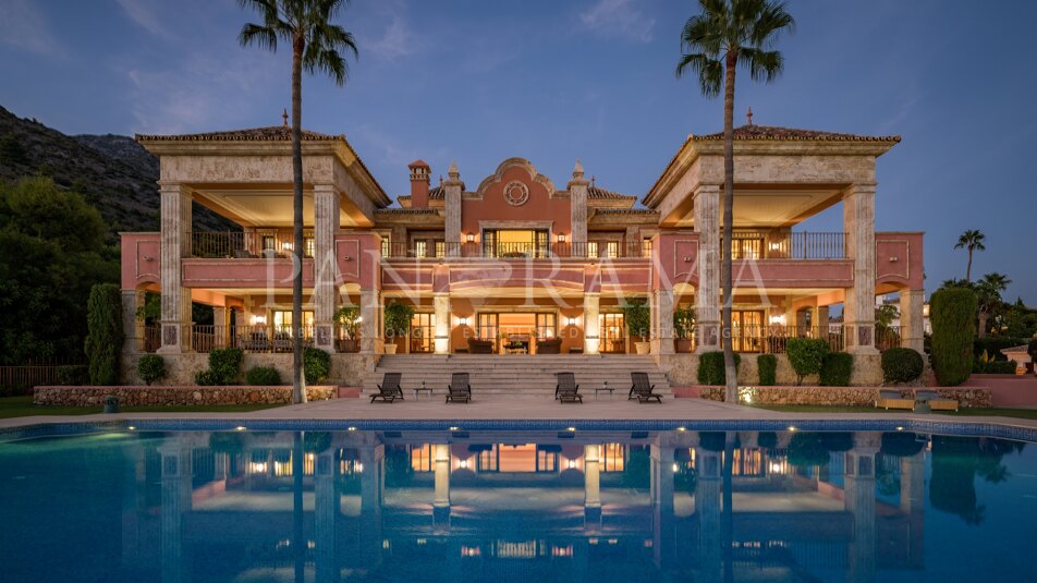 Vivaldi 16, Palatial Mediterranean estate in Sierra Blanca with panoramic sea views