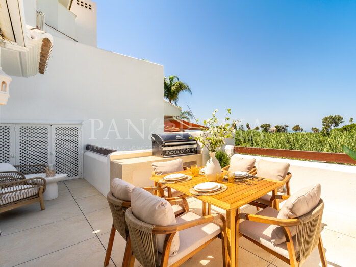Palm Beach 20 – Stylish apartment with privacy and views of the Mediterranean