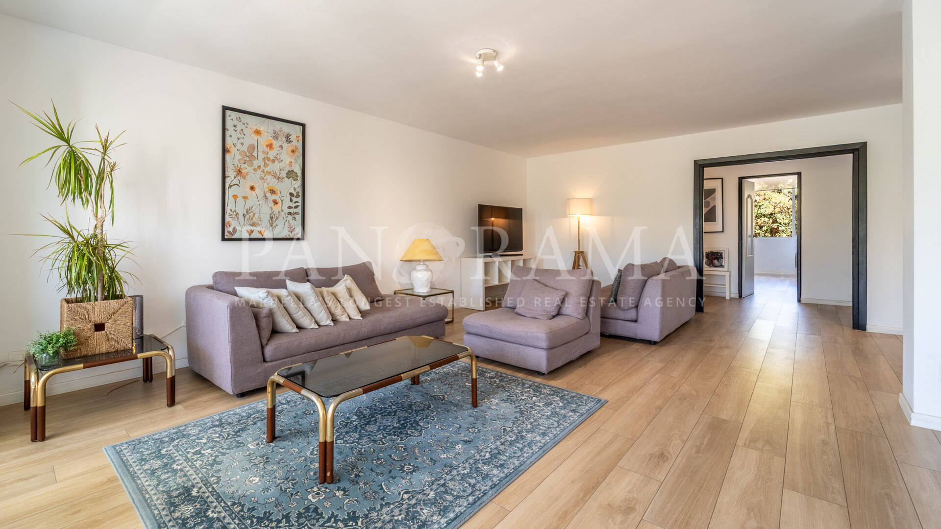 Appartement lumineux et moderne à Nueva Andalucía pour location longue durée