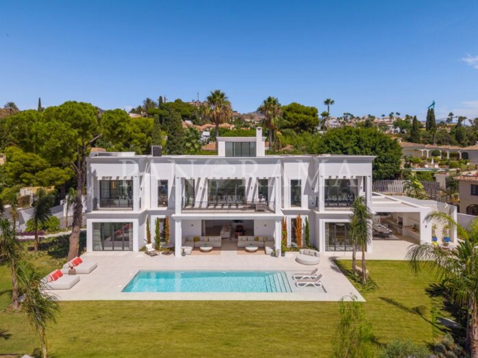 Villa C: Gloednieuwe, moderne villa in een prachtige, rustige omgeving van El Paraíso, Benahavís