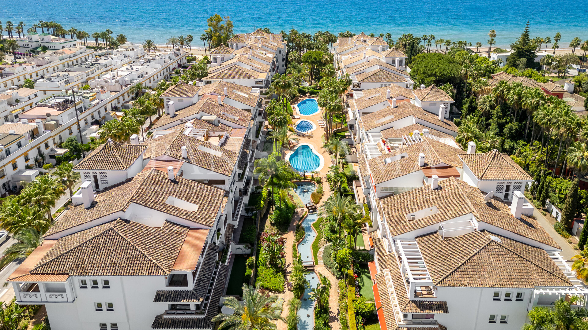 Uitzonderlijk duplex-penthouse aan het strand met spectaculair uitzicht in Las Cañas Beach