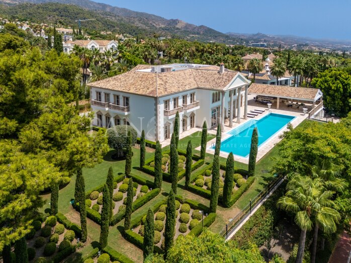 Villa Sinfonía - Außergewöhnliches Trophy-Anwesen auf einem seltenen Doppelgrundstück in Sierra Blanca, mit schönen, freien Ausblicken