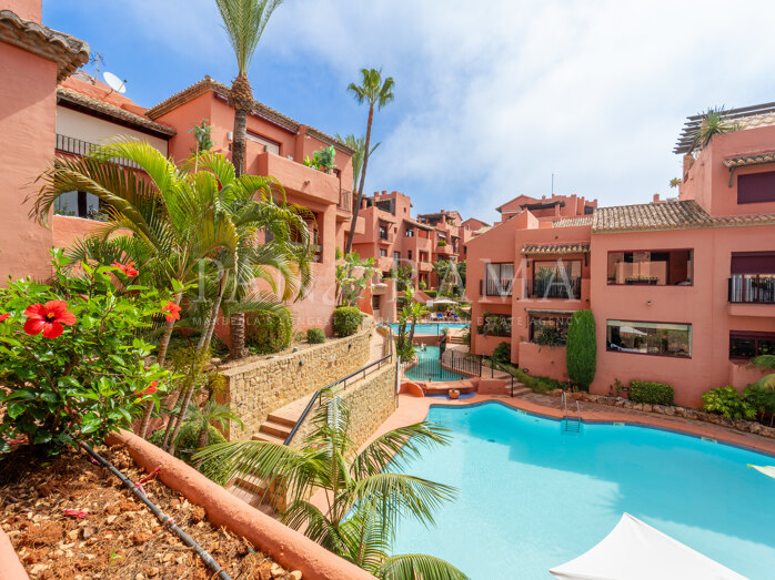 Appartement attrayant dans un emplacement privilégié à Elviria, près des plus belles plages de sable de Marbella