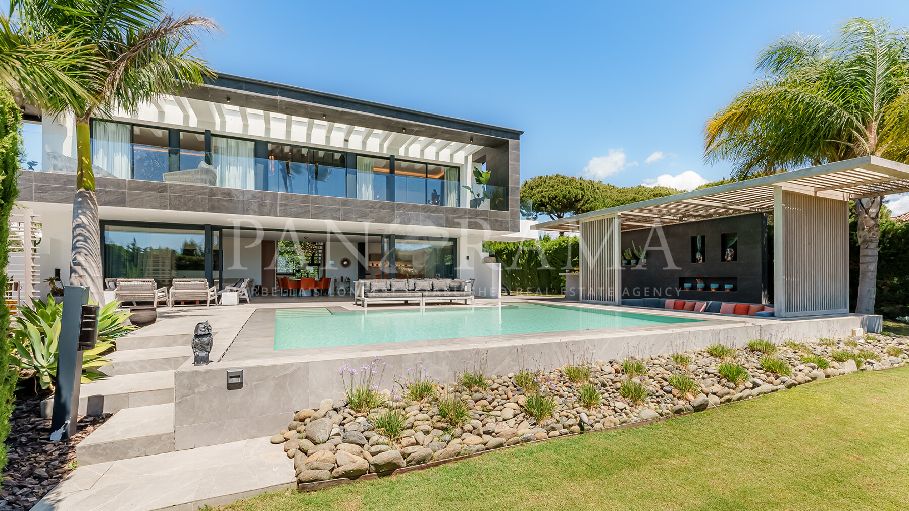 Villa Marina, una villa moderna de lujo con vistas panorámicas en Las Brisas