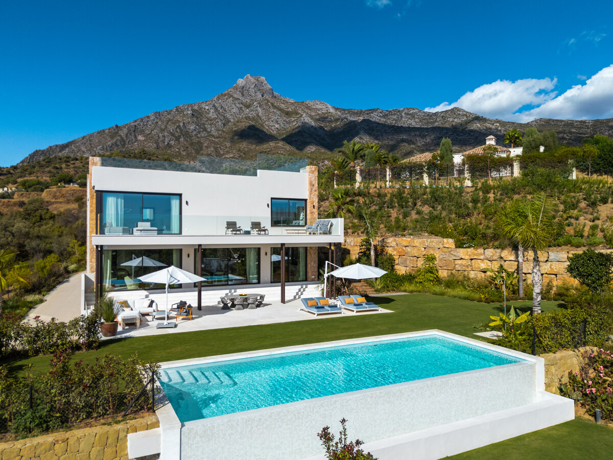 Villa in Marbella Hill Club, Marbella Golden Mile PANR-16015