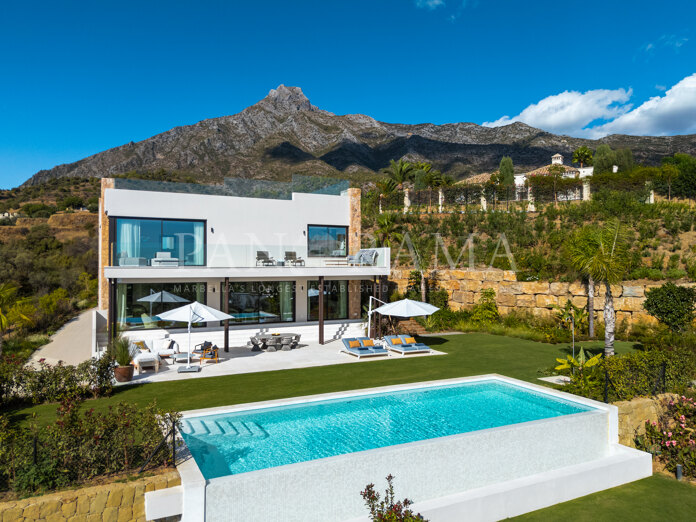 Villa Horizon – une villa contemporaine récemment construite dans le prestigieux Marbella Hill Club