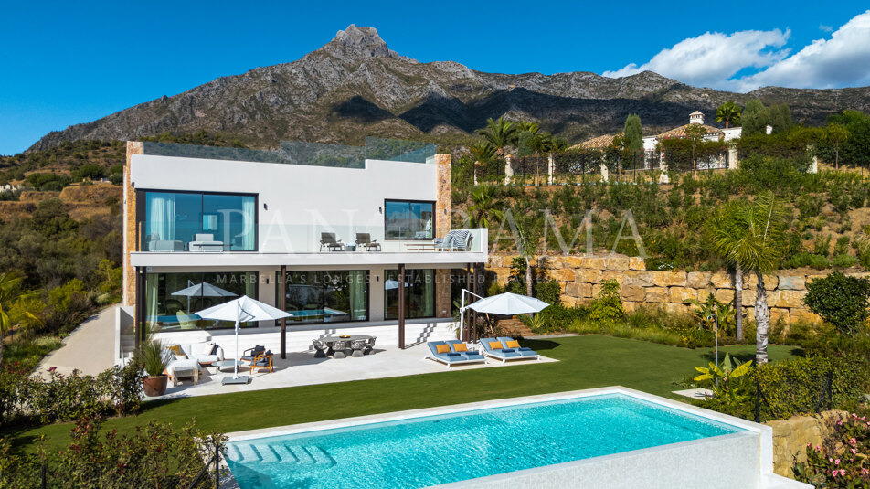 Villa Horizon – a newly built contemporary villa in the prestigious Marbella Hill Club