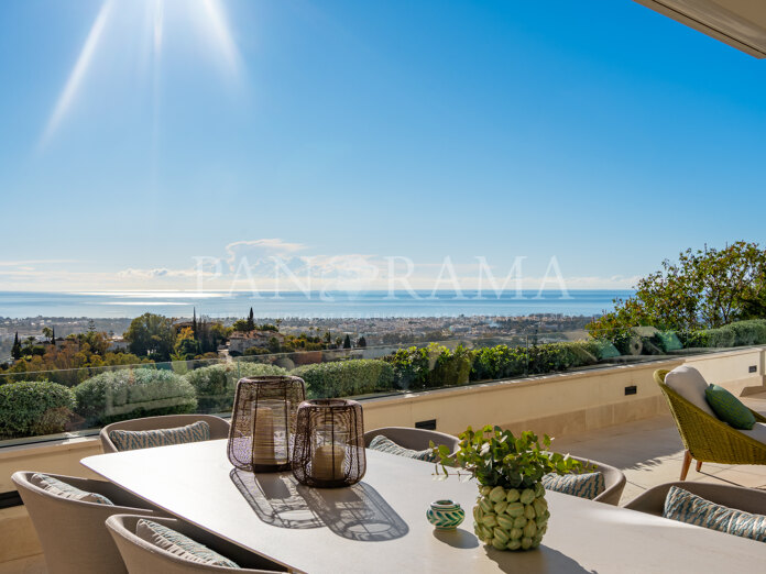 Impresionantes vistas panorámicas al mar en la exclusiva La Quinta – apartamento de lujo listo para entrar a vivir