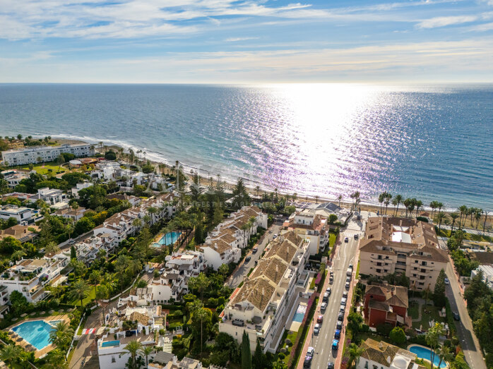 Gelegenheit: Gartenapartment nur wenige Schritte vom Strand und von Restaurants in San Pedro de Alcántara