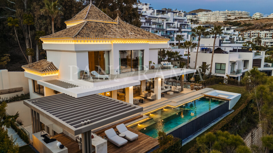 Indrukwekkende villa aan de golfbaan in het exclusieve La Quinta-gebied
