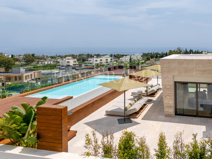Skyvilla 6 - a luxurious property with impressive rooftop solarium with its own swimming pool on the Golden Mile