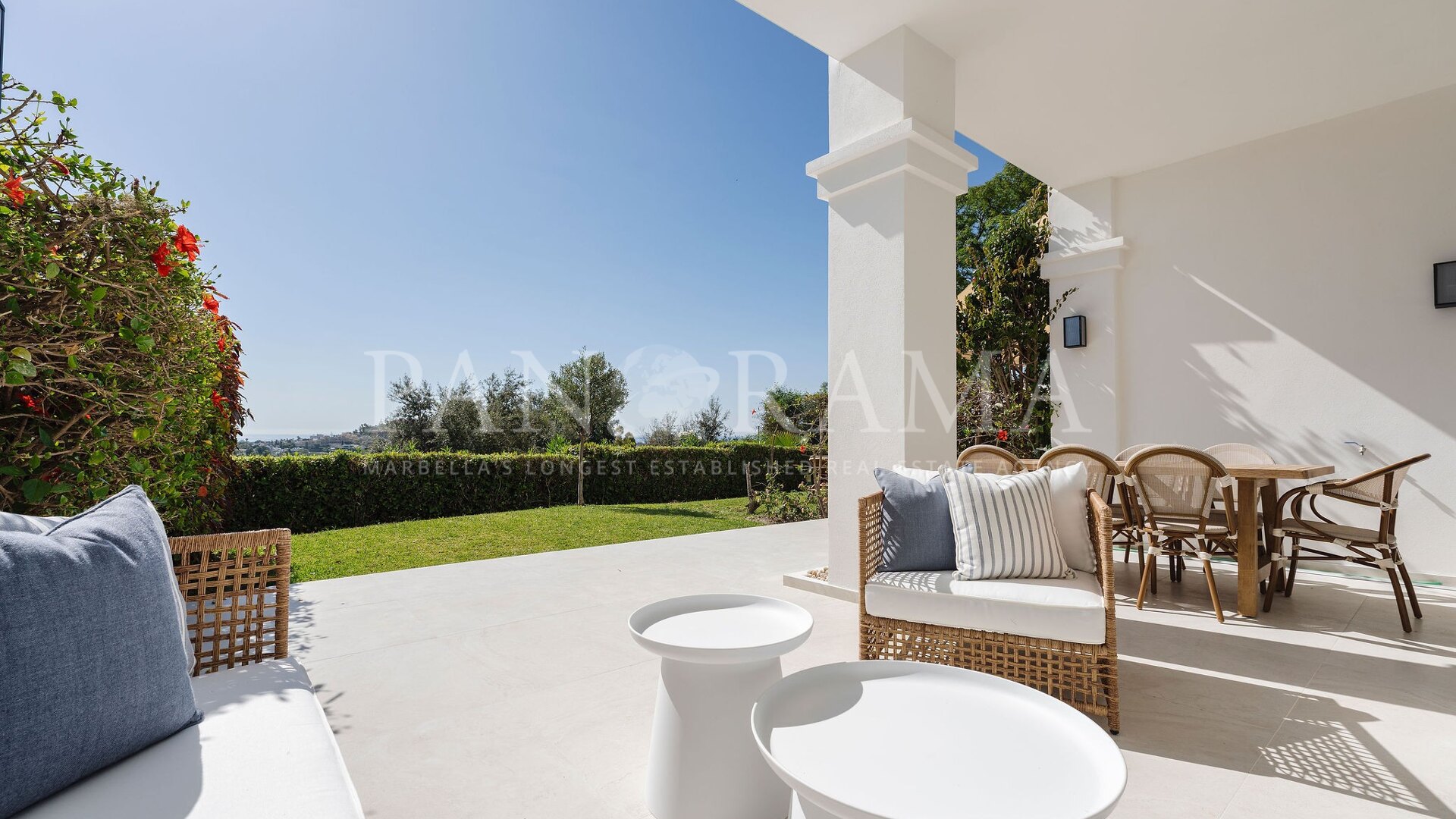 Atemberaubendes Reihenhaus in erster Golflinie mit Meerblick in La Quinta Golf