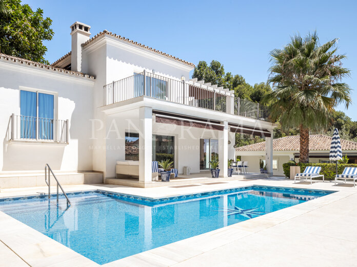 Hermosa villa mediterránea en Cascada de Camoján, el lugar perfecto para relajarse