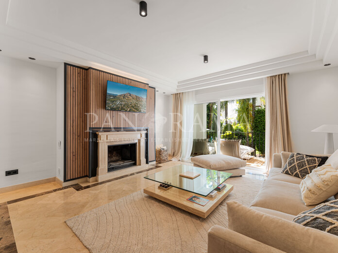 Elegante Drei-Zimmer-Residenz in Montebello Hills, Sierra Blanca