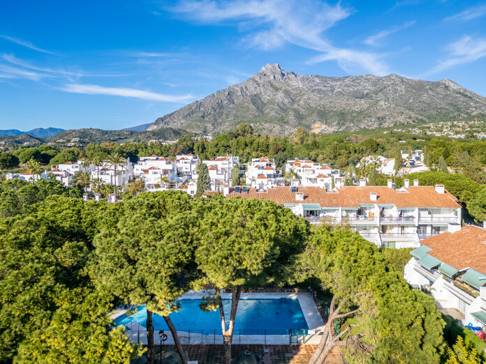 Impeccable ground floor apartment in an ideal location in Nagueles