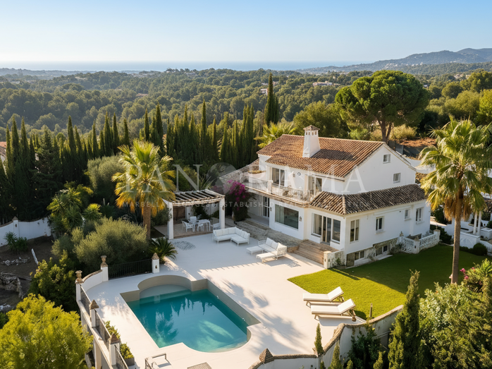 Unique renovation opportunity with one of the best views, near Palo Alto