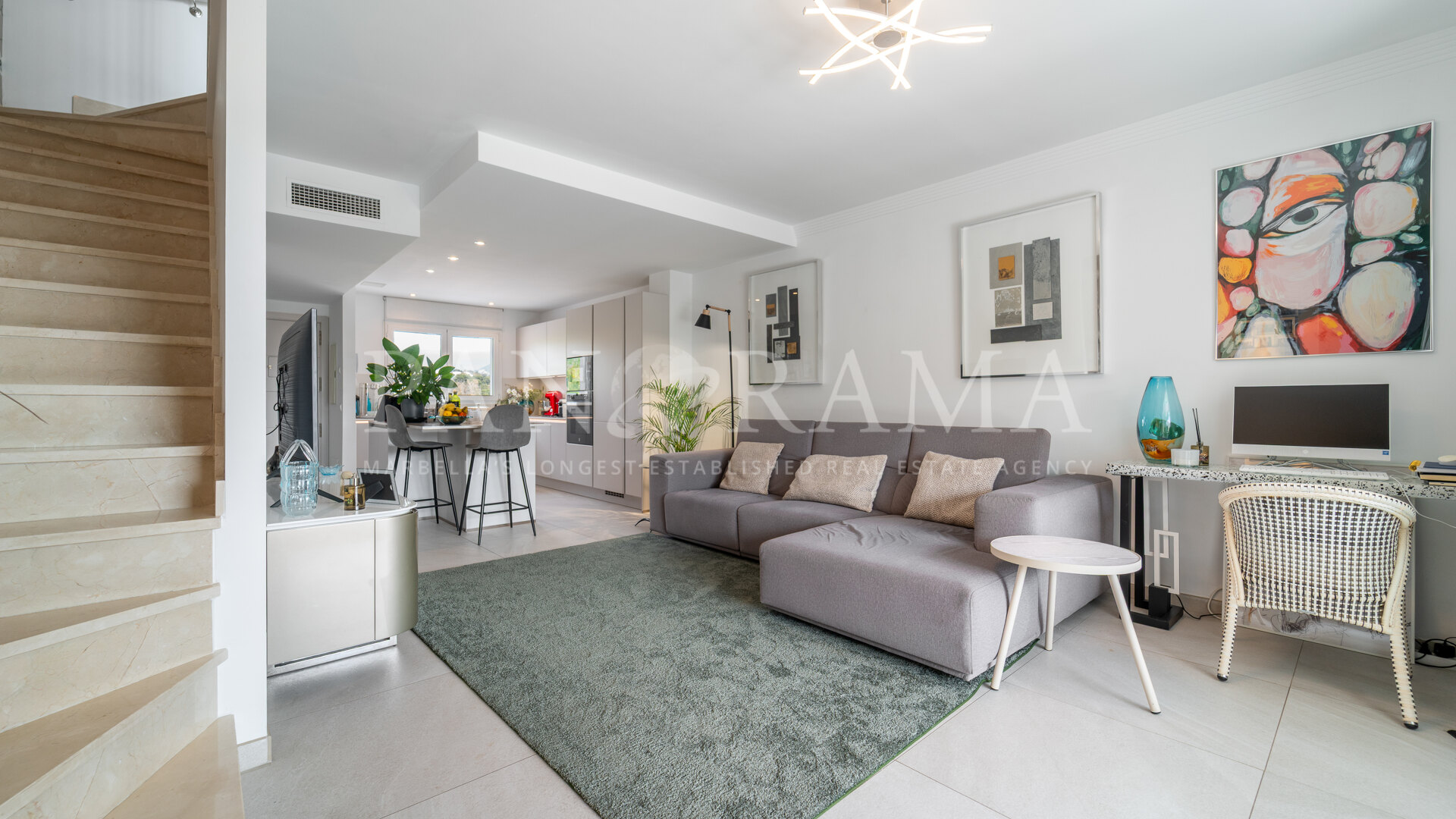 Cozy townhouse in a small gated community in East Estepona