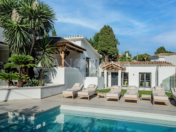 Single level villa an oasis of tranquility in Nagûeles