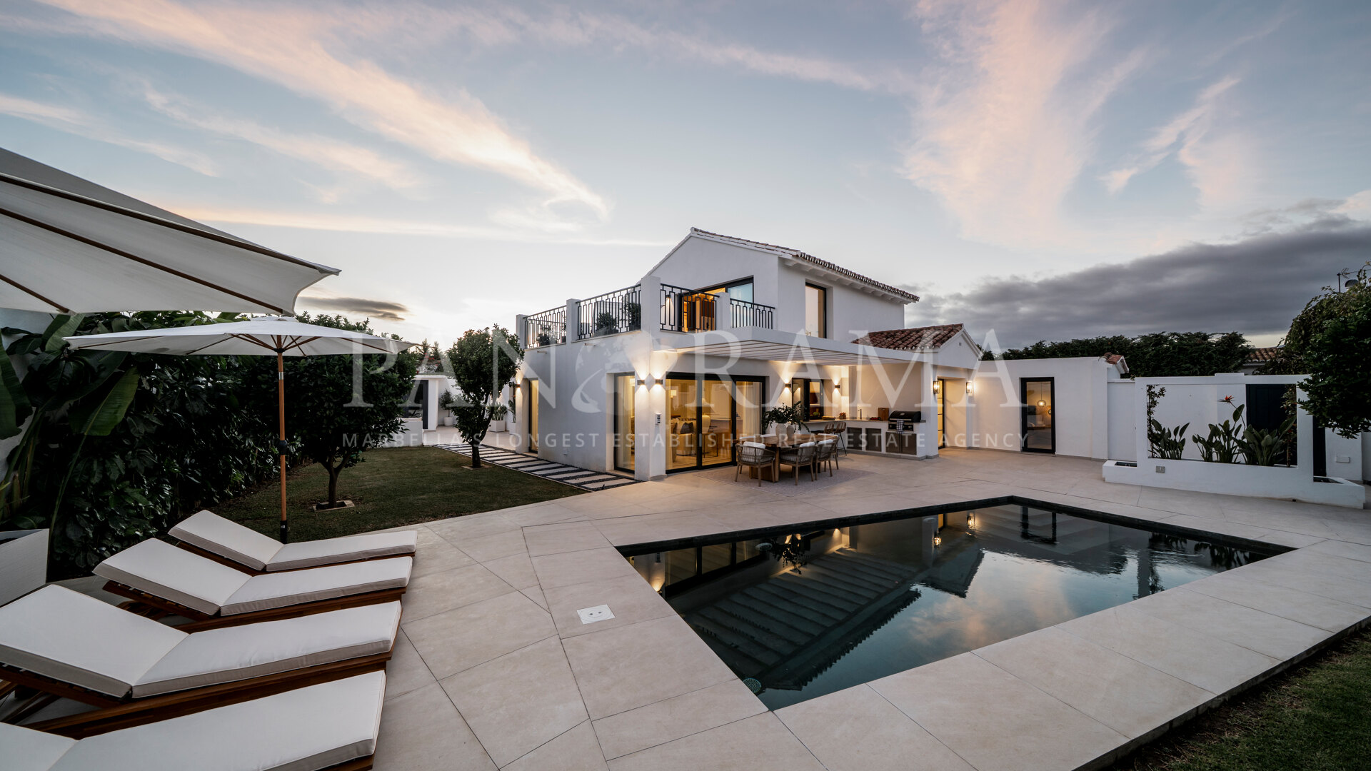 Beautiful beachside villa in Lindavista, San Pedro