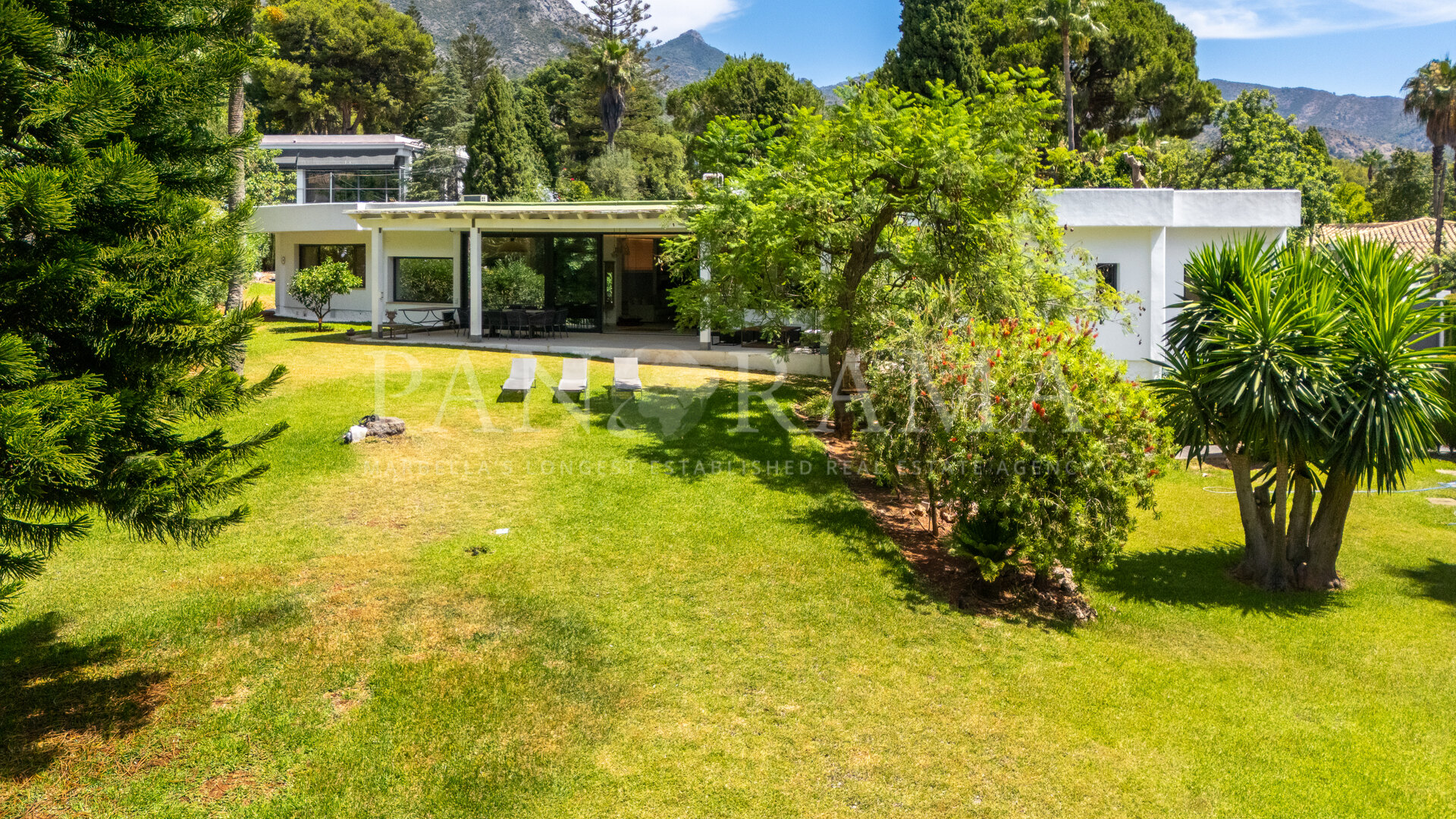 Ideal vivienda familiar con encanto mediterráneo y comodidades modernas en Rocío de Nagüeles