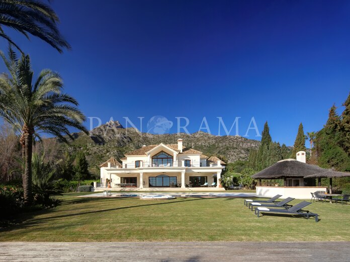 Außergewöhnliche Villa mit Panoramablick auf das Meer in Los Picos de Nagüeles, Goldene Meile